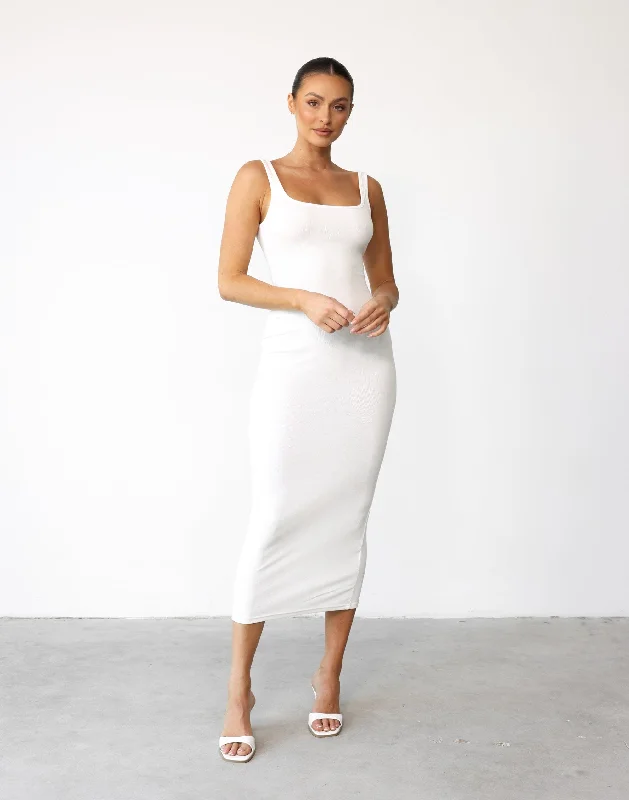 Today’s Deal Lenika Maxi Dress (White)