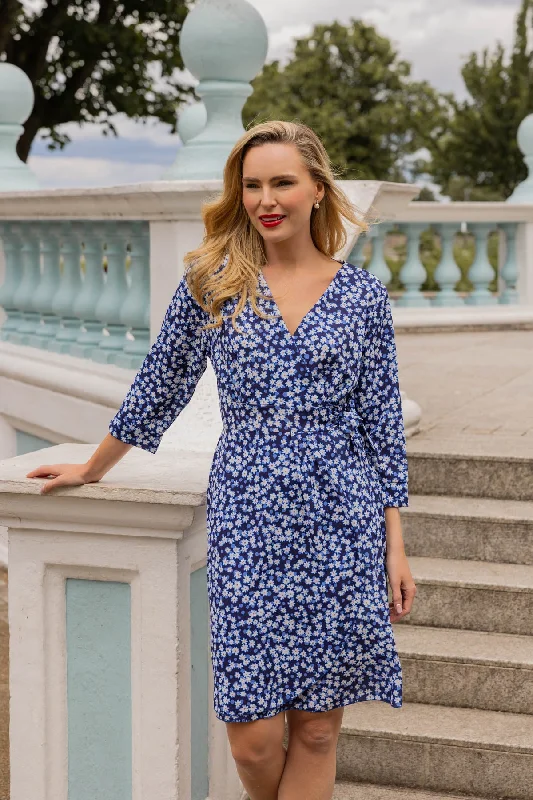 Exclusive Savings Carly Dress in Navy Print