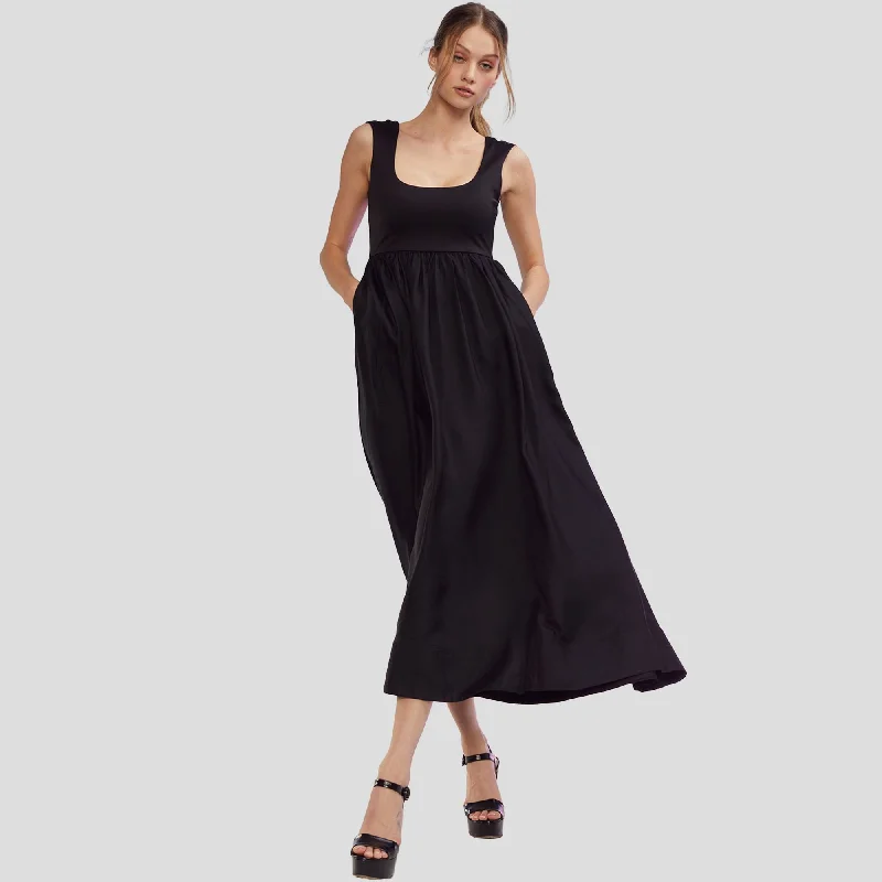 Discount Days Scoop Neck Spandex Silk Dress