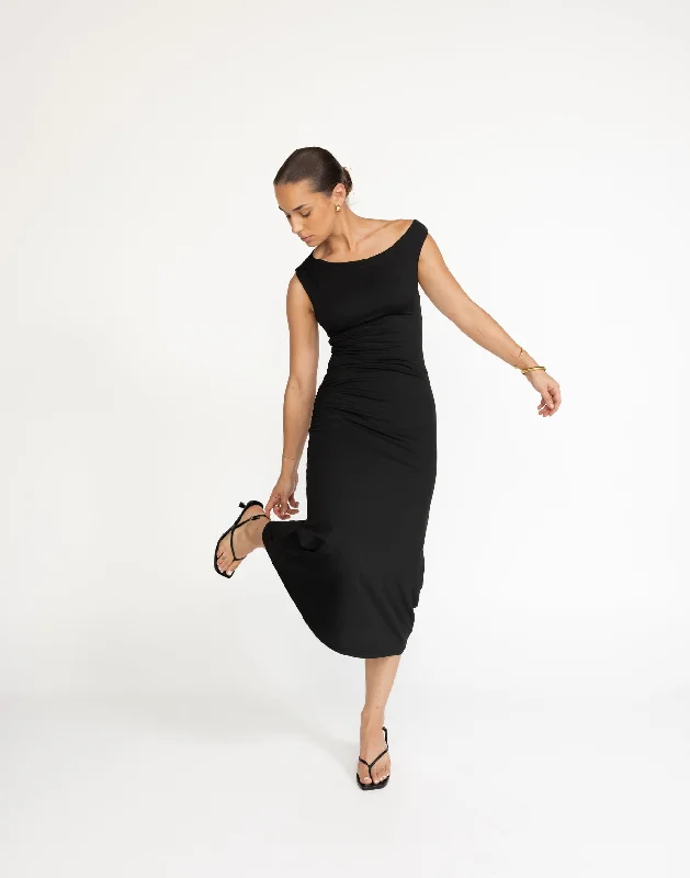 Huge Discounts Lulu Midi Dress (Black)
