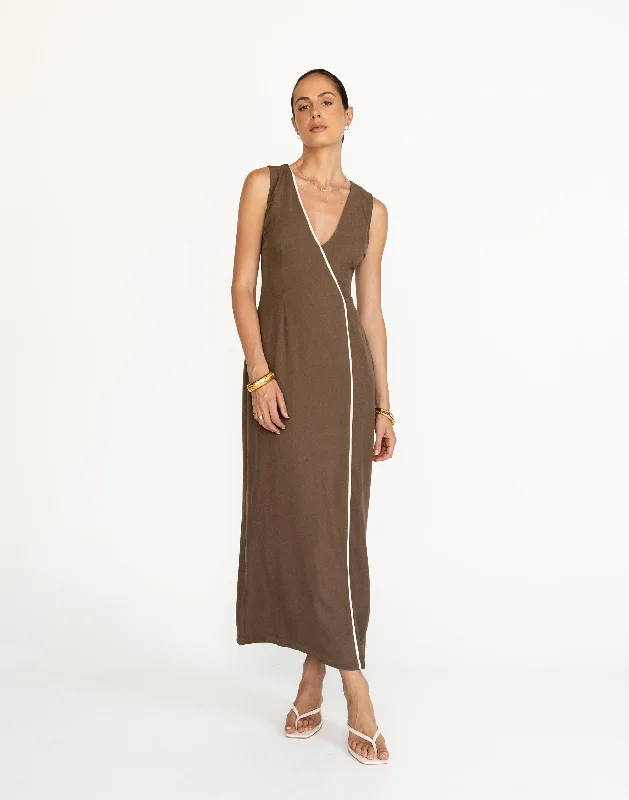 Discount Extravaganza Luiza Maxi Dress (Coffee)