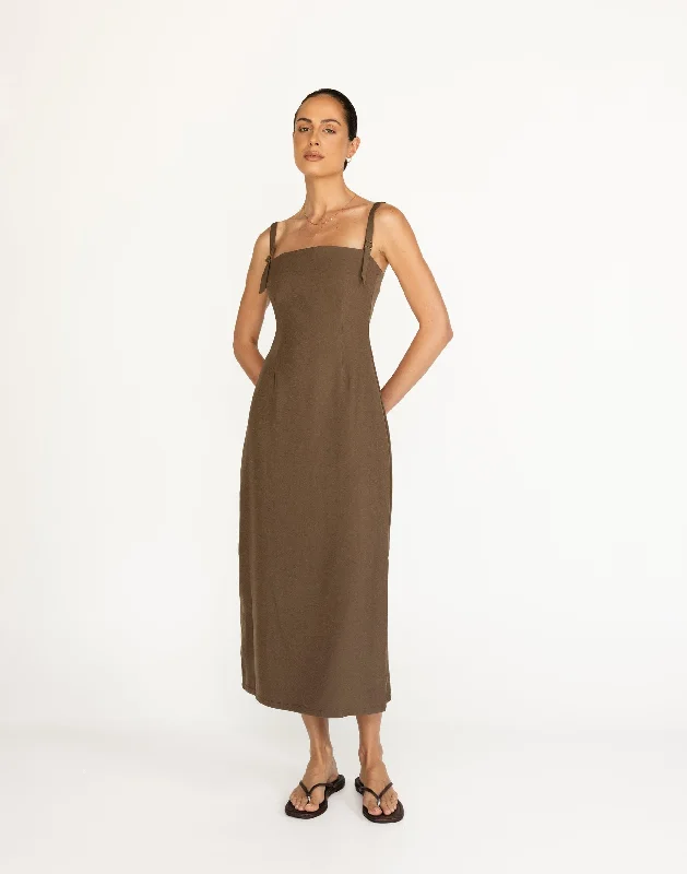 Super Sale Dominique Maxi Dress (Coffee)