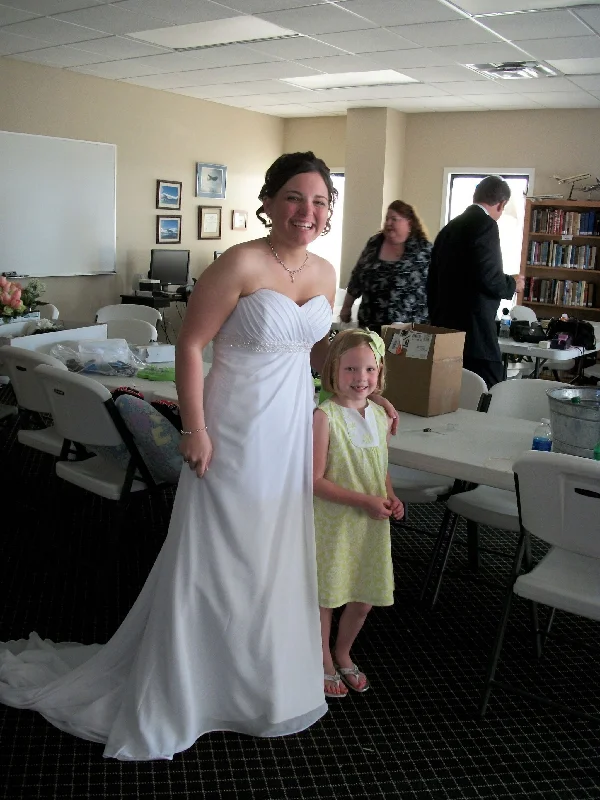 Deal of the Day David's Bridal WG3078