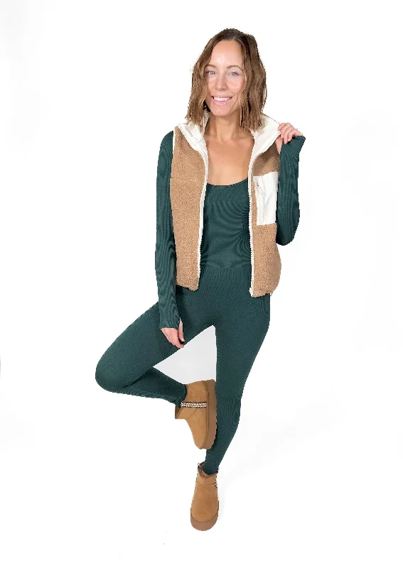Markdowns Tyson Sherpa Reversible Vest- CAMEL