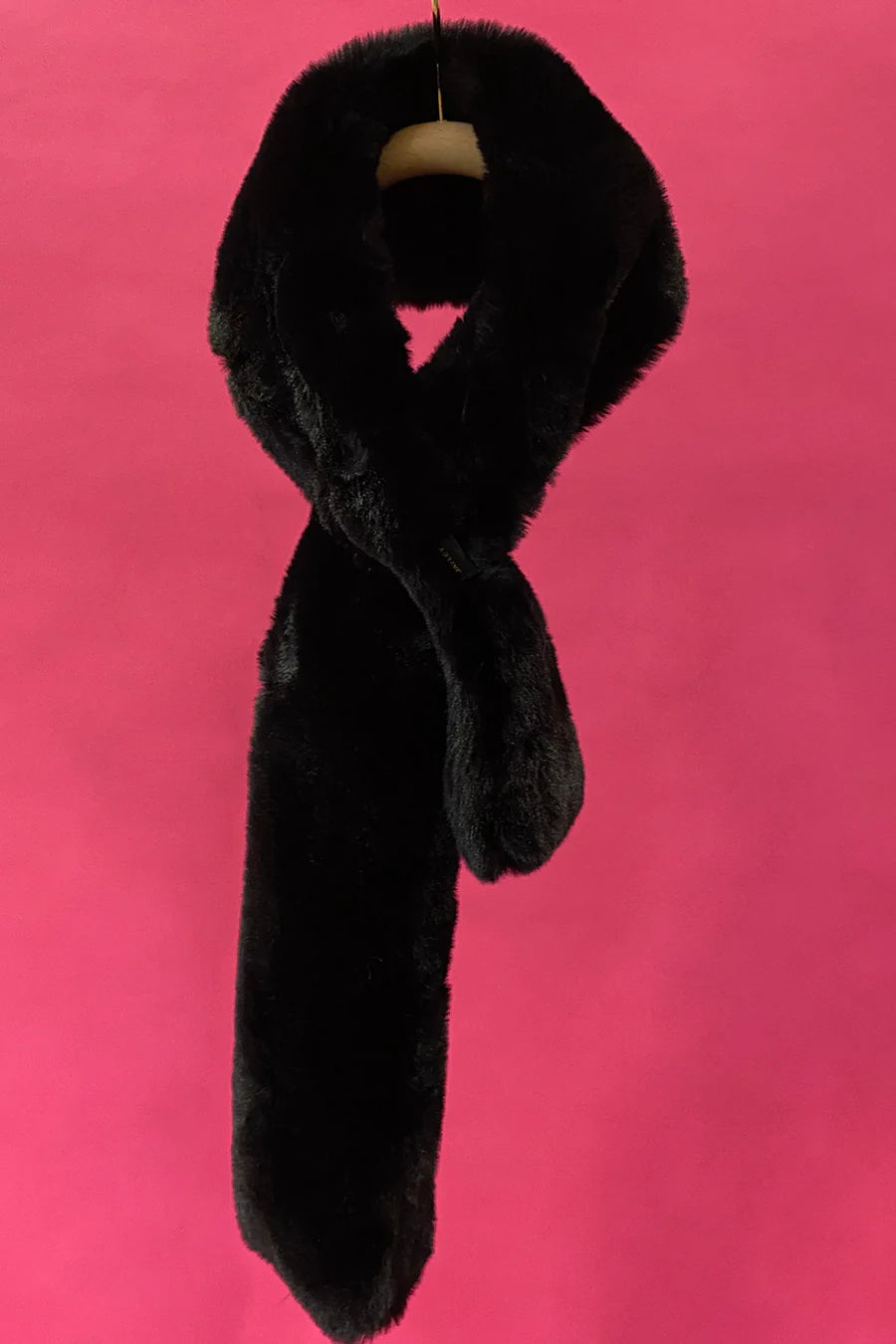 Price Drop JAYLEY  BLACK FAUX FUR SCARF FMSA8A-01