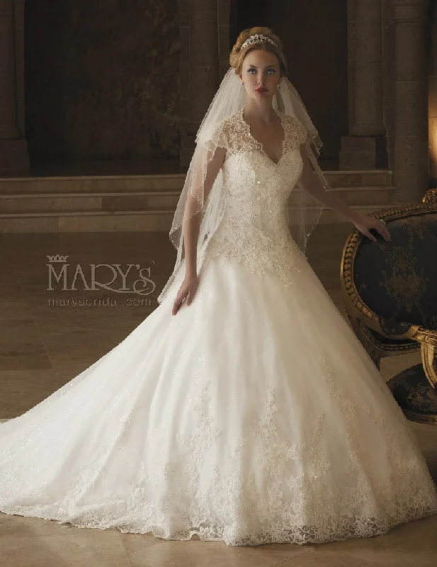 Mega Sale Maggie Sottero Mary`s   Bridal Gowns - Couture d'Amour S13-6130
