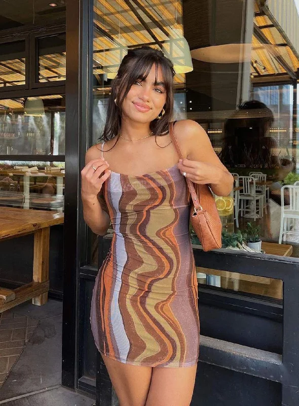 New Markdowns Motel Bexley Dress Earthy Gradient Brown