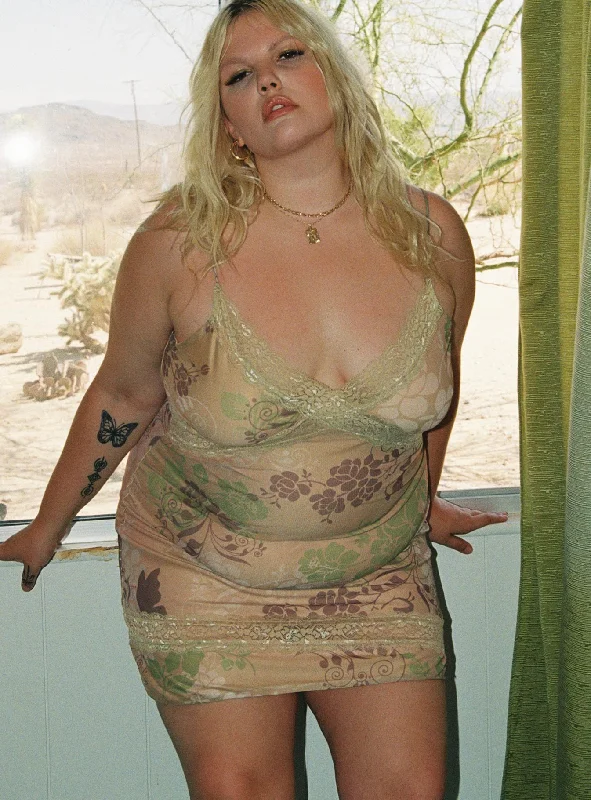 Final Markdown Dance Free Mini Dress Multi / Green Curve