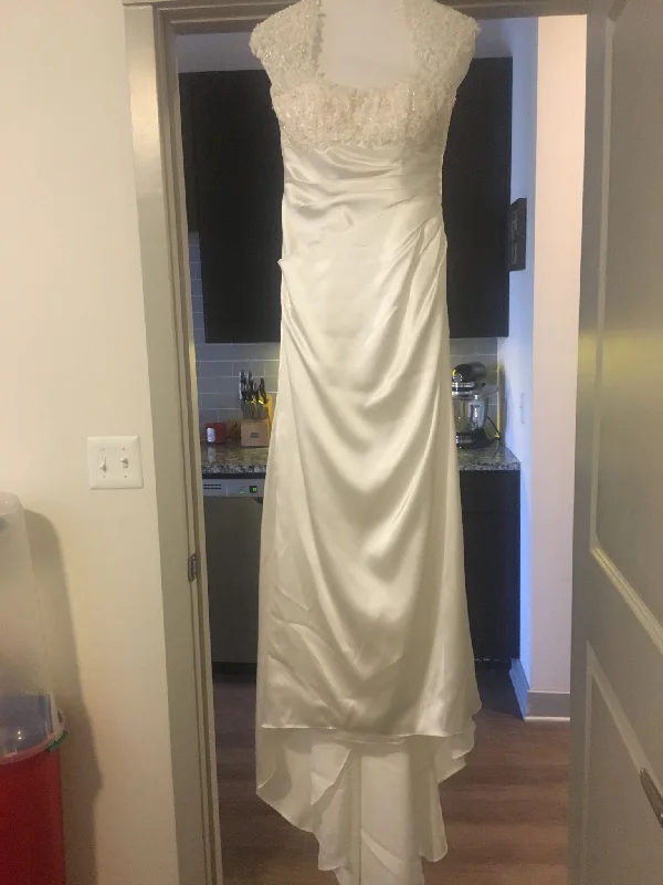 Value Deals David's Bridal T3342