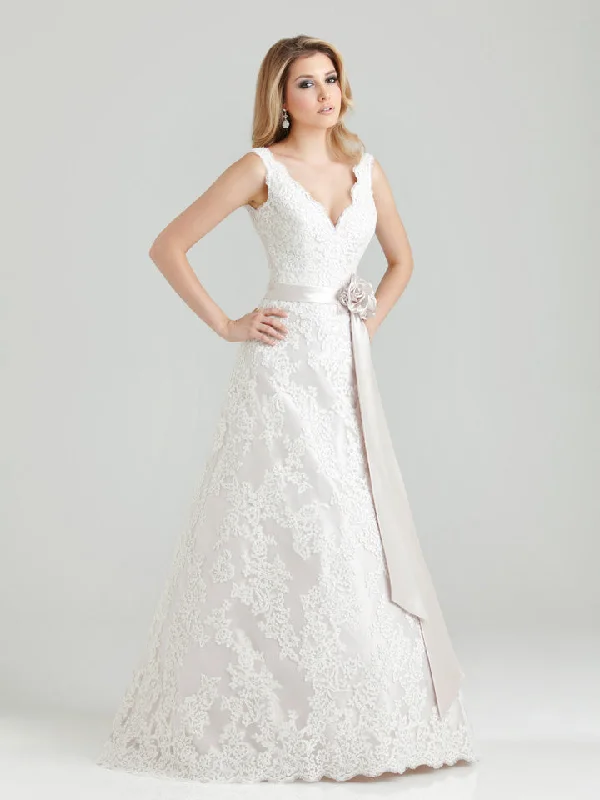 Final Markdown Other V Neck Lace A-Line