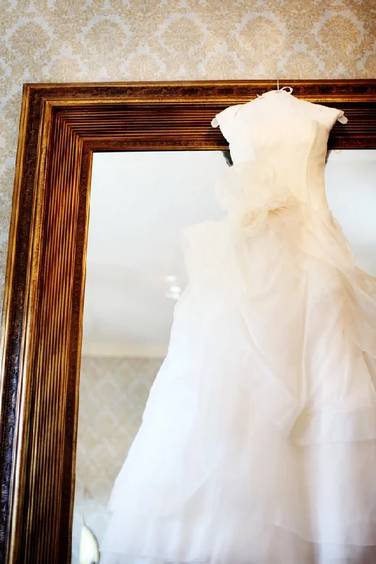 Price Rollback Vera Wang Erin