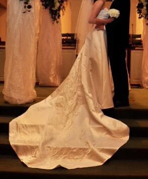 Holiday Sale David's Bridal t8589